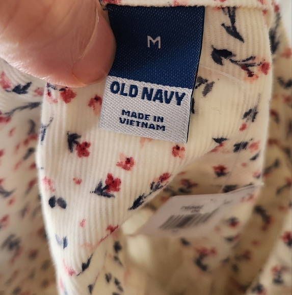 Oversized Ditsy-floral corduroy tie-sleeve top with vented side size medium NWOT - Picture 9 of 9